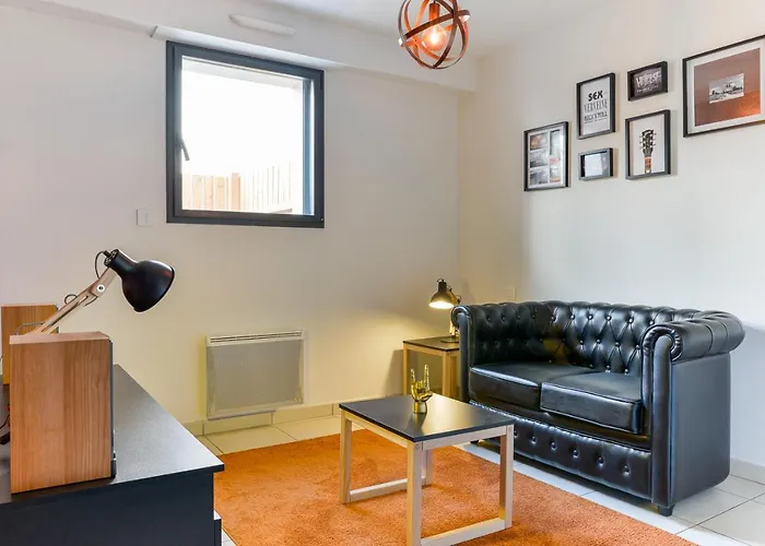 Apartmán Centre Historique De Avec Interieur *