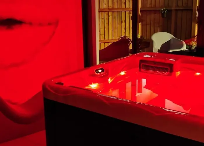 Centre Historique De Avec Interieur * كليسون